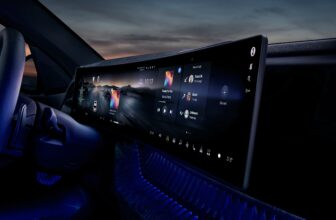 Automobile makers are getting uninterested in CarPlay, and this firm has an answer