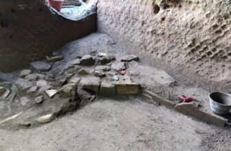 After Mount Vesuvius Demolished Pompeii, Individuals Returned to Dwell Among the many Ruins