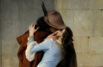 Apes Have been Kissing Hundreds of thousands of Years Earlier than People, Research Suggests