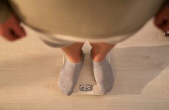 Science Explains Why It is So Typical for First-12 months College students to Pack on Kilos