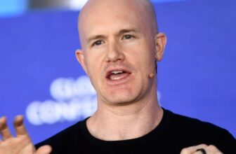 Senators Postpone Crypto Market Invoice as Coinbase Flexes Its Muscle in Washington