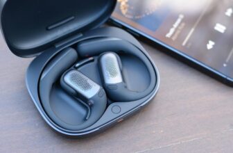 Shokz’ new earbuds successfully scale back noise whereas maintaining your ears open